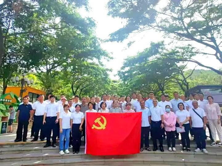 三亞環(huán)農(nóng)集團黨委開展抗戰(zhàn)勝利80周年主題參觀活